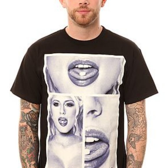 TITS Tee Molly Crewneck Graphic in Black - Picture 1 of 1